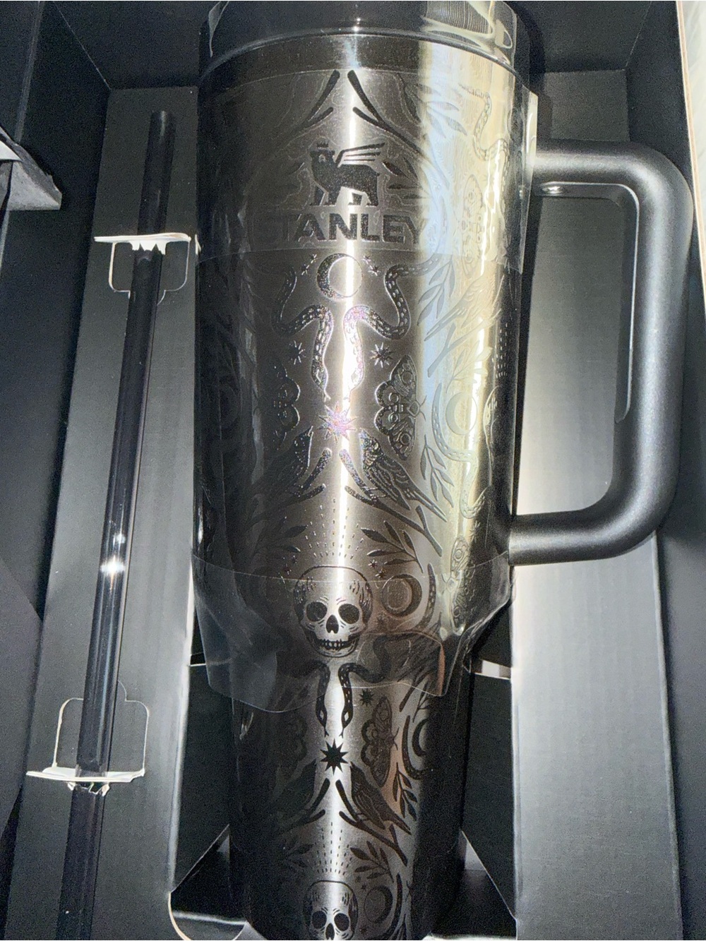 Stanley 40 oz quencher deadly demask